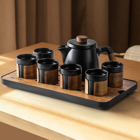 Japanski set za čaj, čajnik 620 ml + 6x100 ml, crna